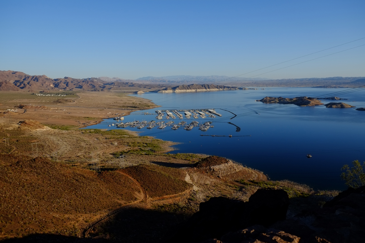 Lake Mead。フーバーダムによって堰き止められた、アメリカ最大の人造湖です。